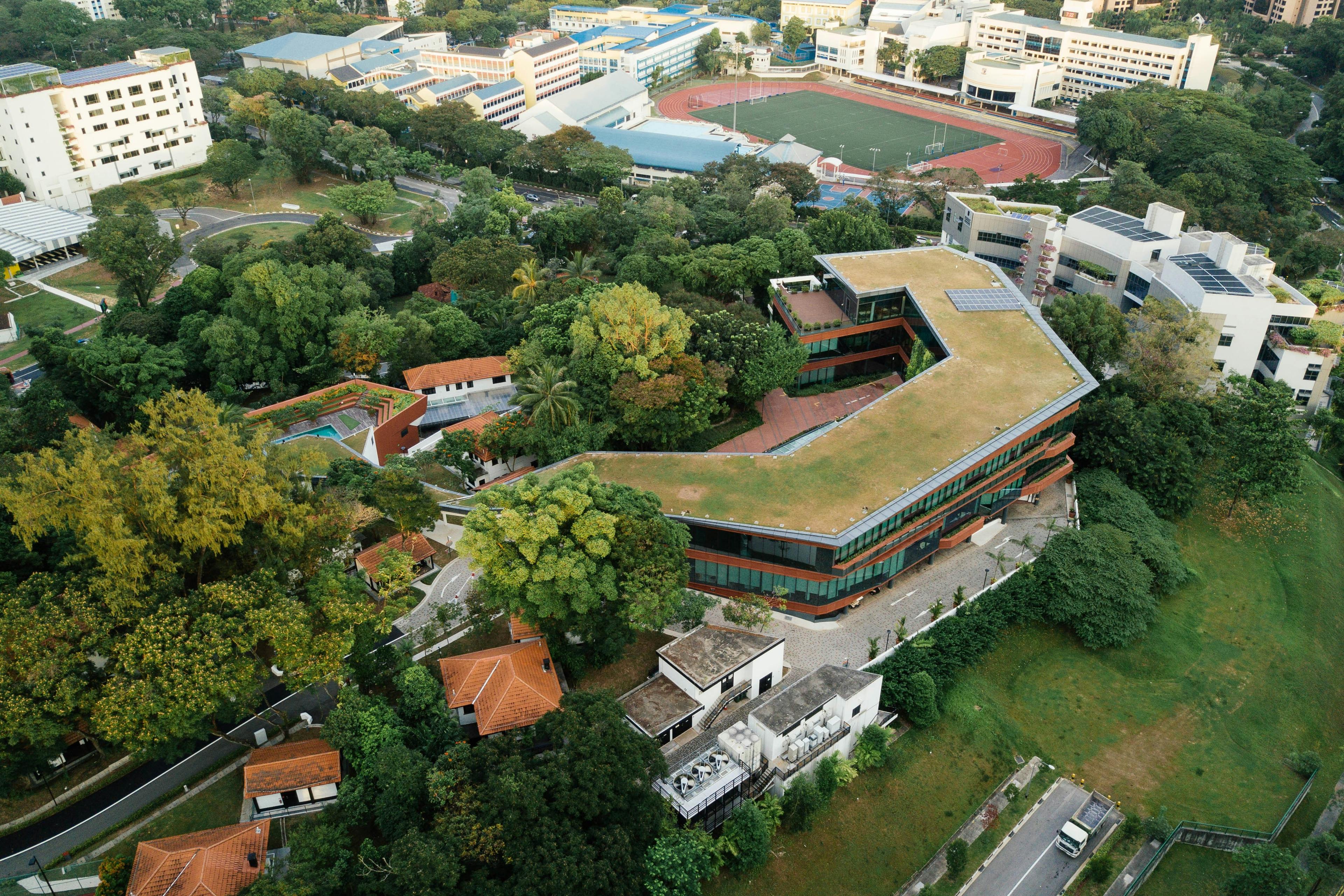 University campus with tropical vegetation